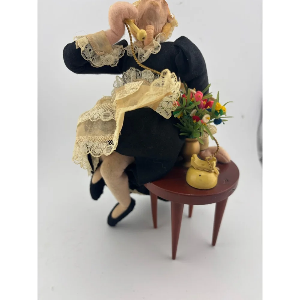 Unbranded Decor Doll Woman maid on telephone vintage Figurine